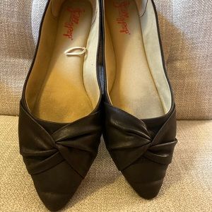 Jelly pop black flats